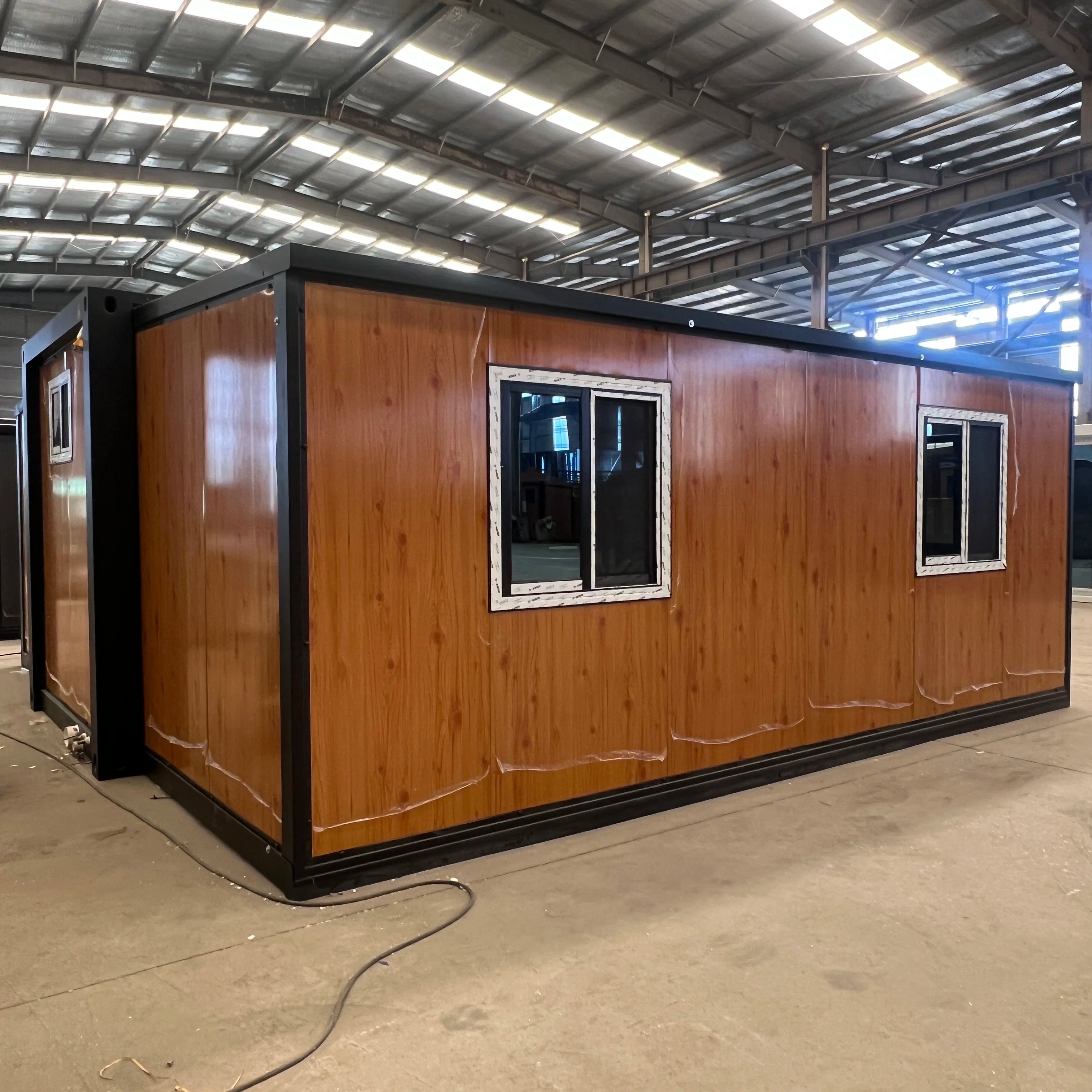 Prefab Mobile Home Hotel 20ft 30ft 40ft Modular Folding Tiny House 2 3 Bedrooms Luxury Modern Expandable Supermarket Gym