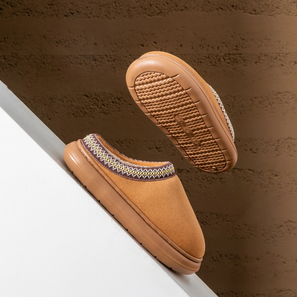 Men's Plush Slippers for Winter Thick Fuzzy Indoor House Shoes with Lightweight EVA Sole, Cozy Warm Slippers for Fall and Winter